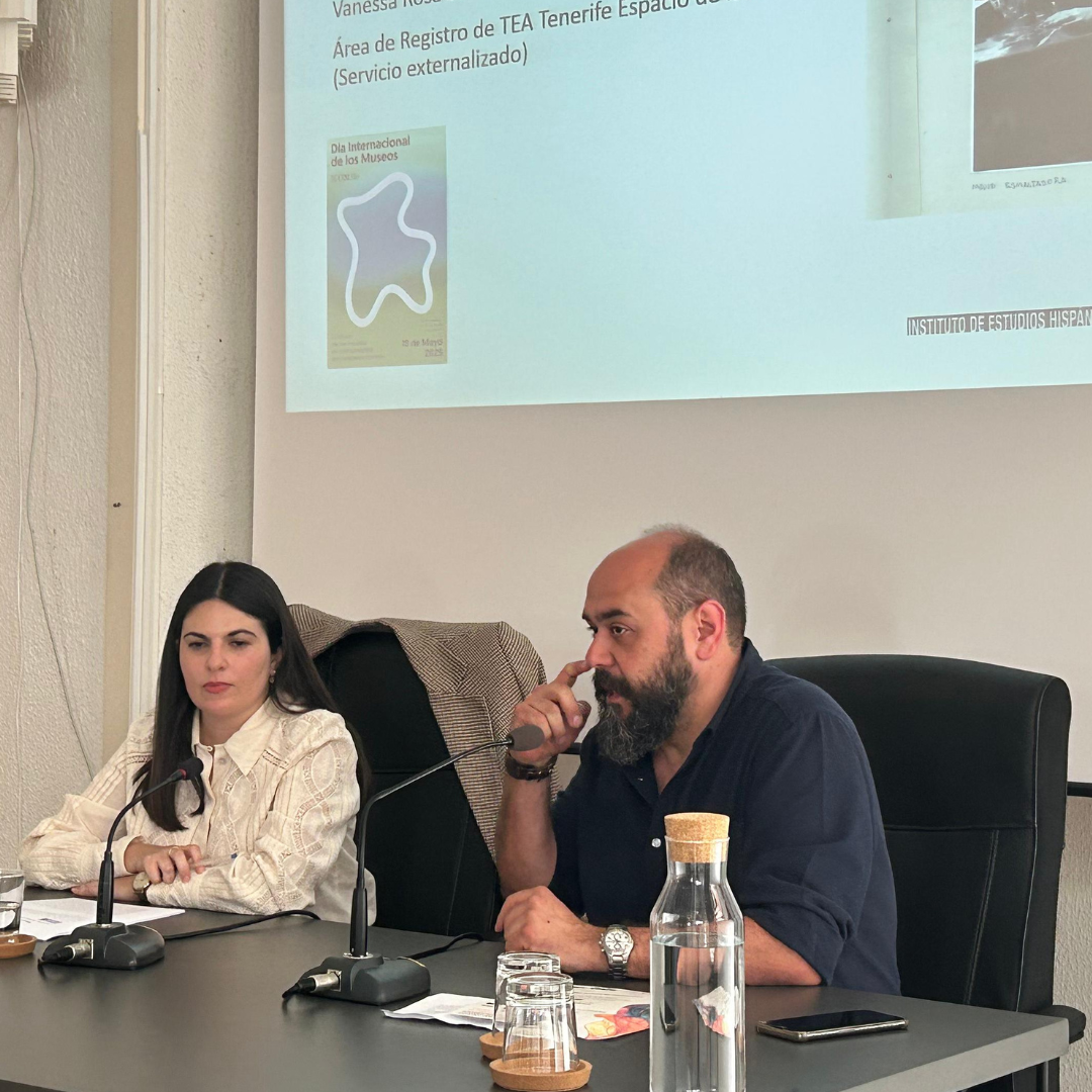 Conferencia «Maud, domadora de esmaltes», por Vanessa Rosa Serafín, de TEA Tenerife Espacio de las Artes (14 de mayo, 2025)